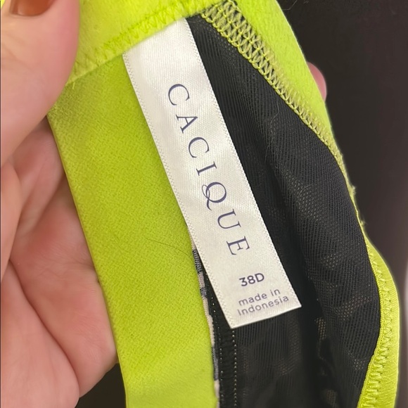 Cacique Leopard Print Unlined High Apex Plunge Bra with Neon Accents - Picture 4 of 5